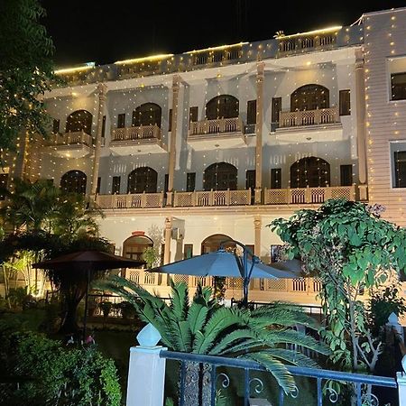 Hotel Fort View Tikamgarh المظهر الخارجي الصورة