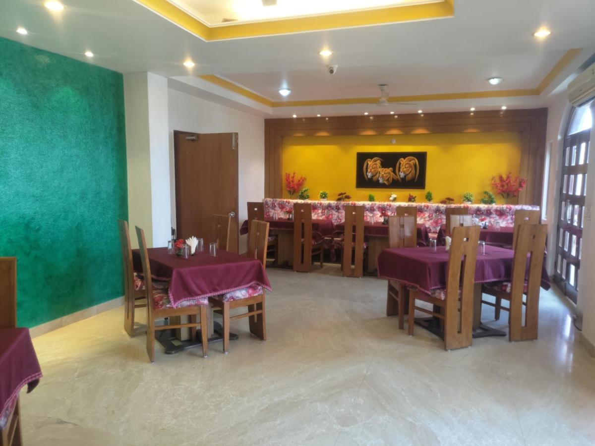 Hotel Fort View Tikamgarh المظهر الخارجي الصورة