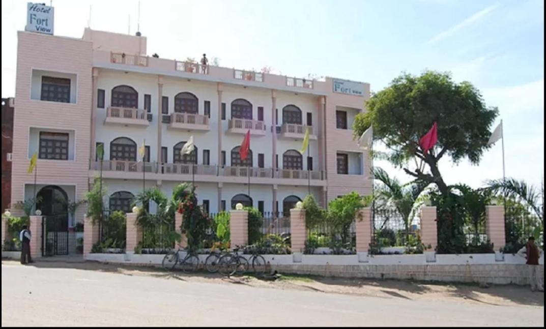 Hotel Fort View Tikamgarh المظهر الخارجي الصورة