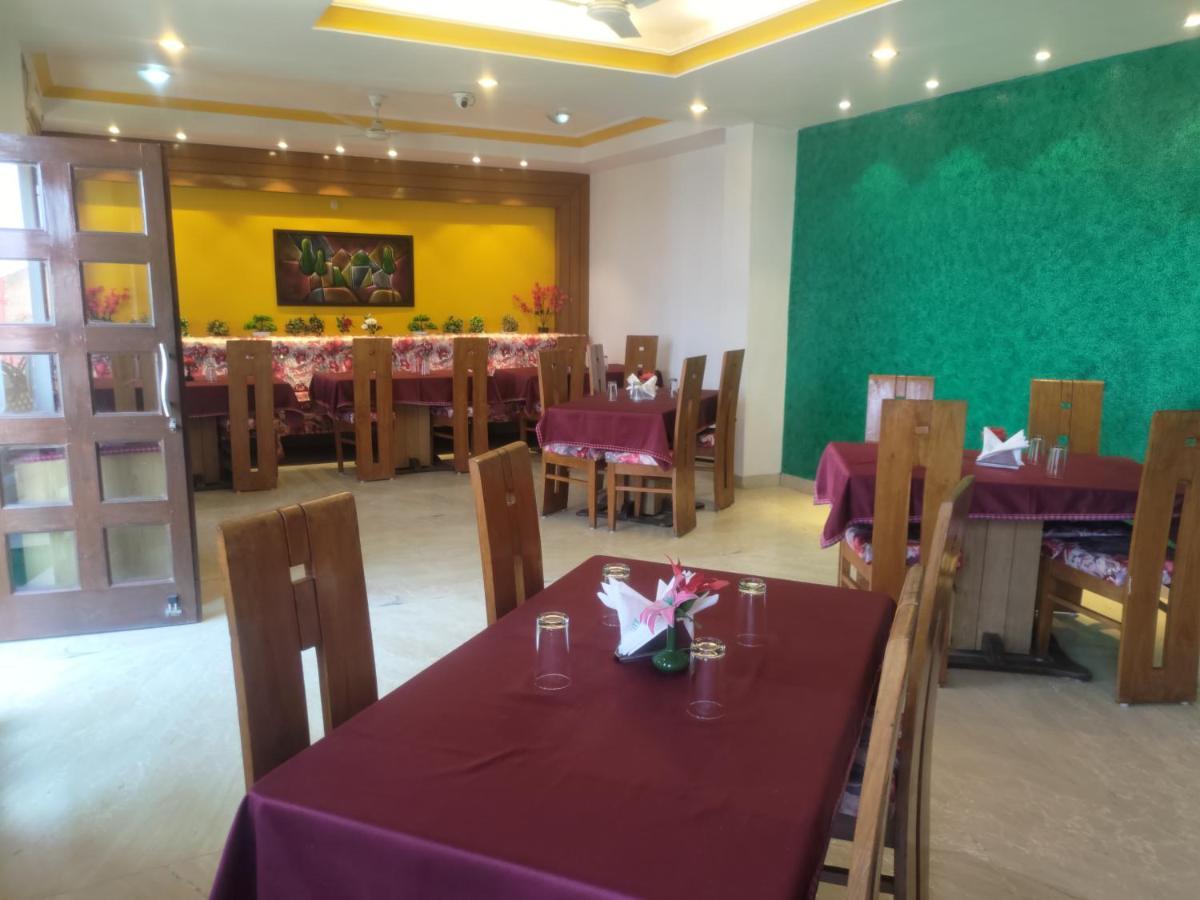 Hotel Fort View Tikamgarh المظهر الخارجي الصورة